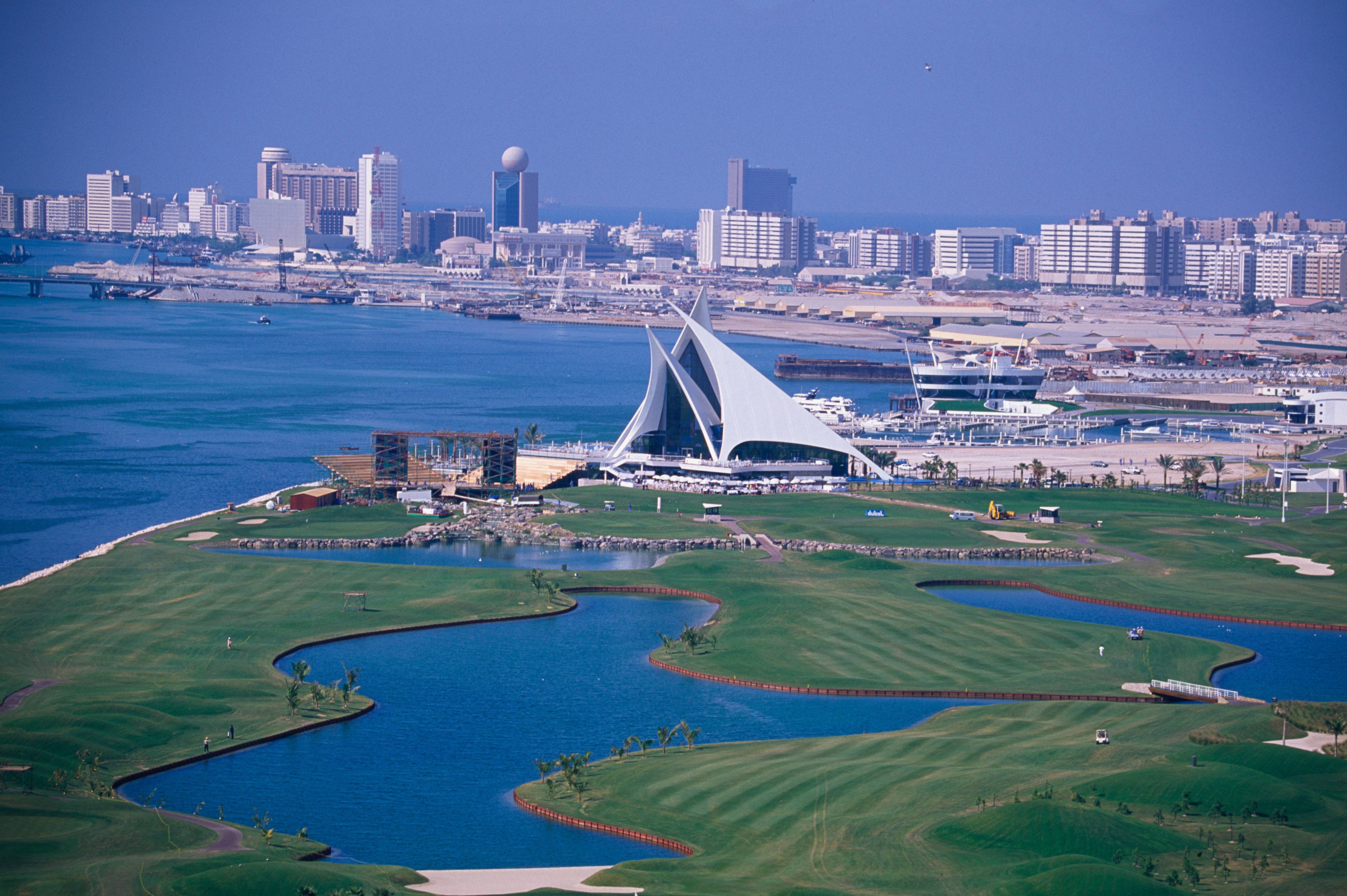 Dubai, Abu Dhabi: golf guide